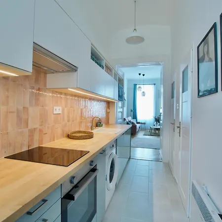 Standard By Hi5-paulay Ede * Budapest